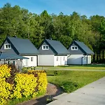 Lubiatowe - W Otulinie Lasu Сasa de vacaciones *