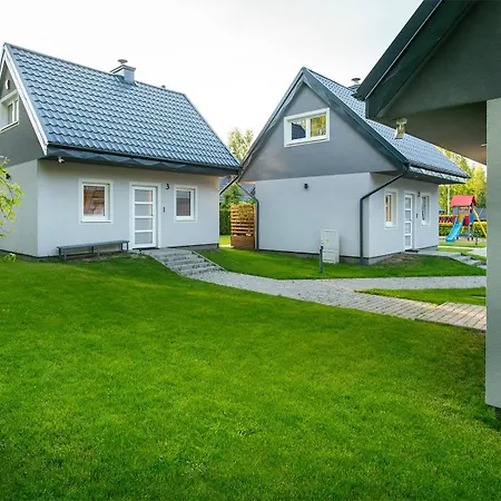 Lubiatowe - W Otulinie Lasu 別荘