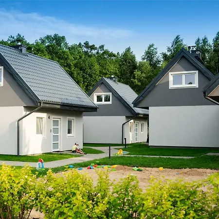 別荘 Lubiatowe - W Otulinie Lasu ルビャトボ