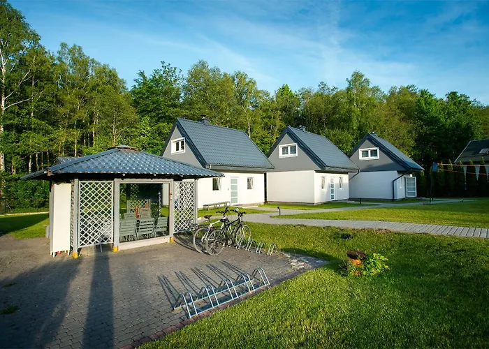 Lubiatowe - W Otulinie Lasu Nyaraló Lubiatowo