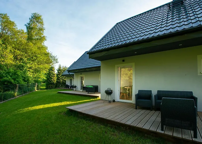 Lubiatowe - W Otulinie Lasu Nyaraló